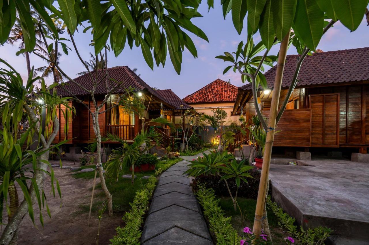 Krisna Home Stay Lembongan Eksteriør billede